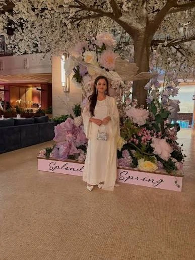 Aesthetic Eid Captions Instagram with elegant Eid outfit, moonlight, henna, and festive decor